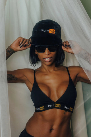 Triangle Bra: Black back, crossed