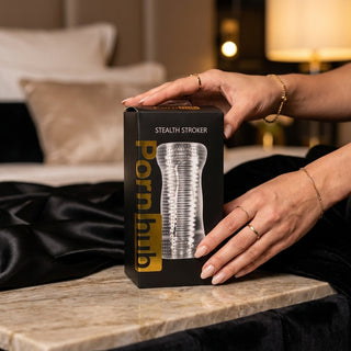 Stealth Stroker: Transparent silicone sleeve